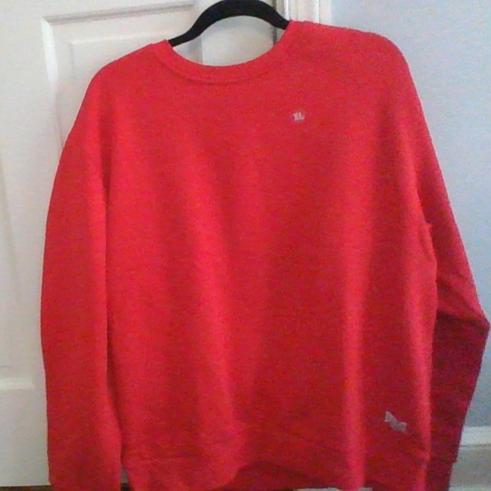 crew neck sweatshirt